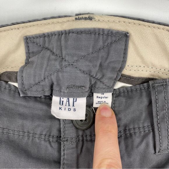 GAP Kids Boys’ Cargo Shorts size 14 - Picture 2 of 3